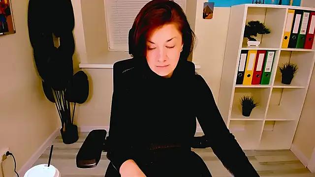 Freechat AnaMills on StripChat