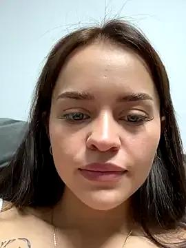 AngelinaTeller — Show pussy close up&make me wet 
