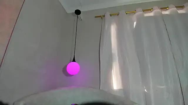 anna_lorenss on StripChat 