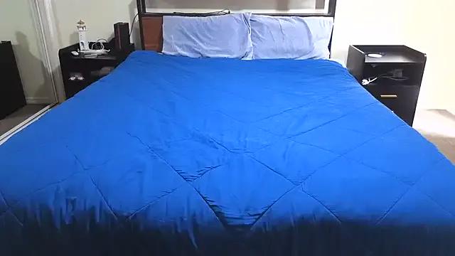 AussieKittyPurr on StripChat 