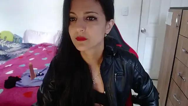 Freechat BasmaHernandez on StripChat