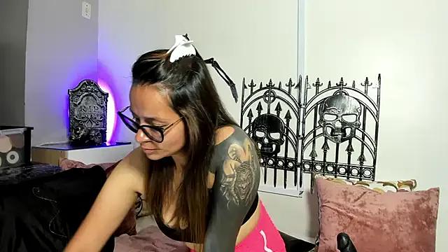 Freechat beauti_wild25 on StripChat