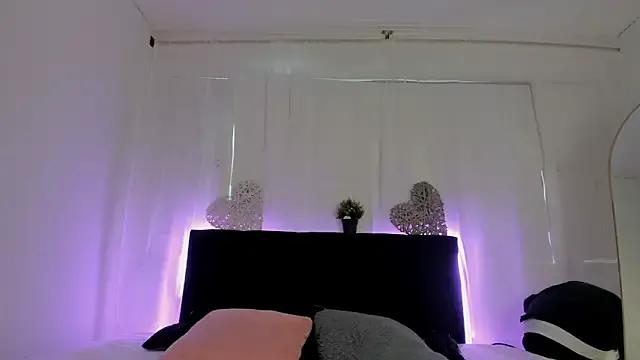 Bonny_and_carrot on StripChat 