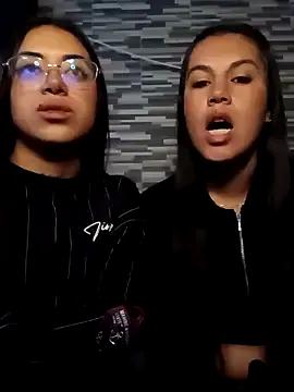 Carla_Bennett__ — KISS FRENCH