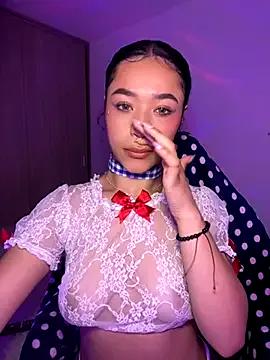 Freechat Crystal_Dluna on StripChat