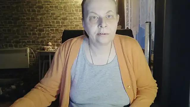 Freechat Diamond_Bite on StripChat