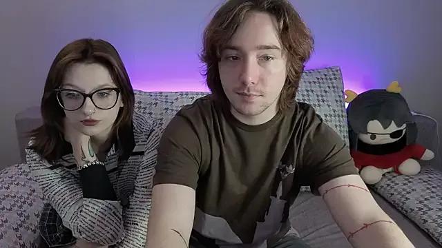 ellen_and_danny on StripChat 
