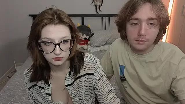 ellen_and_danny on StripChat 