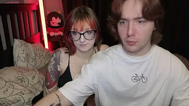 ellen_and_danny on StripChat 