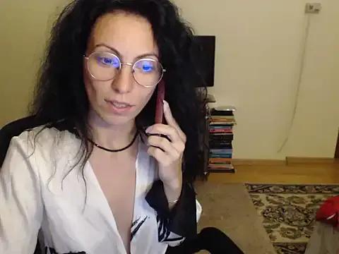 Emmatoo on StripChat 