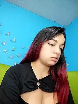 Evelyn_pink1 on StripChat 