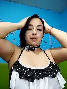 Evelyn_pink1 on StripChat 