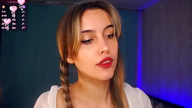 FannyHewson — Feed my sweet pussy with pleasure