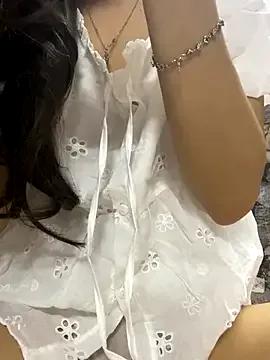 Freechat Fin-xinh18 on StripChat