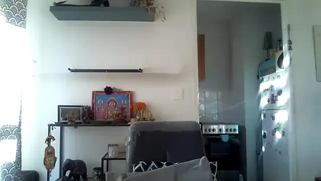 Freechat frenchblackc31 on StripChat