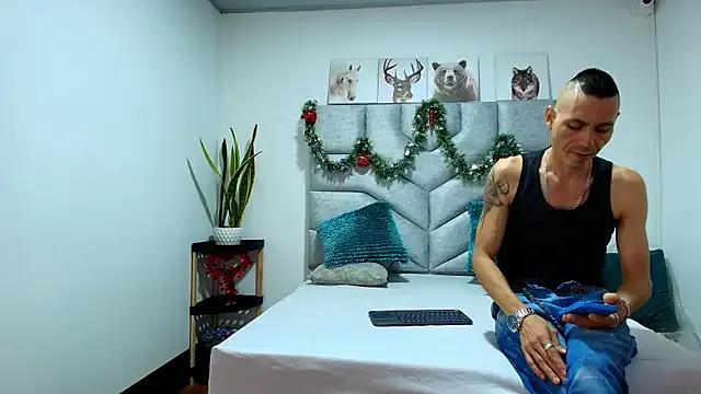 GimenaLyam — humiliates and destroys the bitch's body