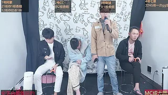 haobaobebi —  Completely naked, exposing his