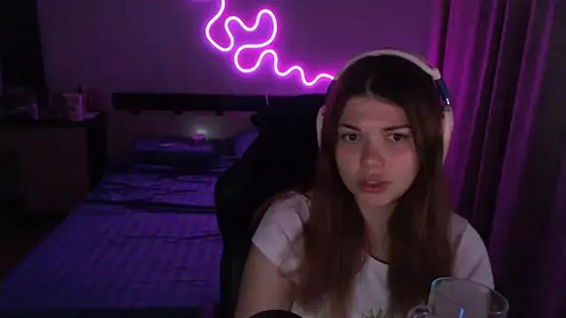 helengilmor on StripChat 