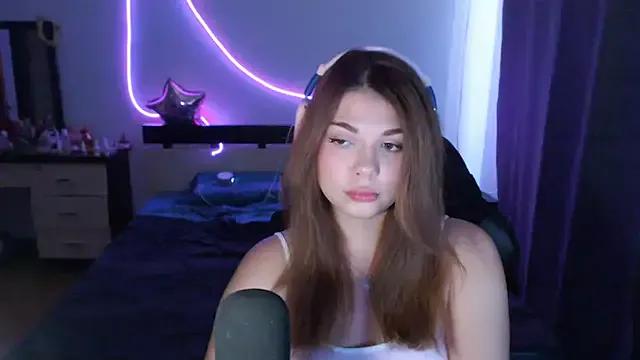 helengilmor on StripChat 