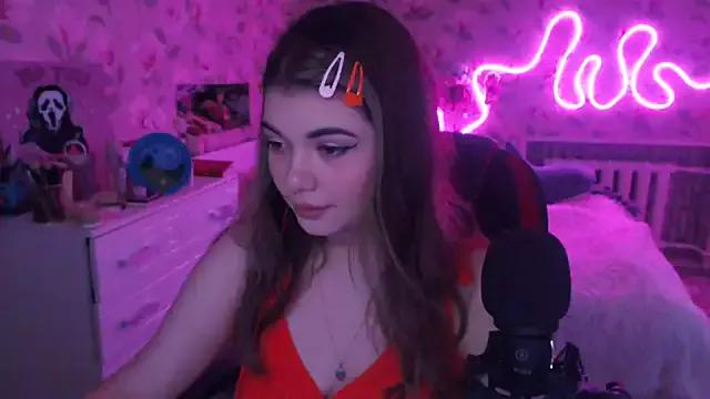 helengilmor on StripChat 