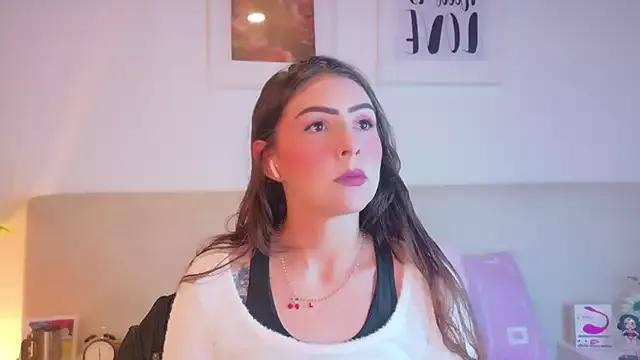 Freechat Heraa_Piett on StripChat