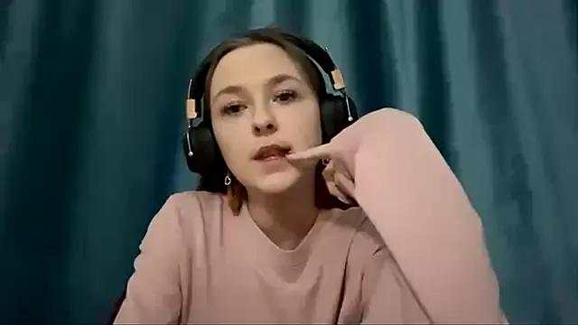 HOTBellakle — take off shirt