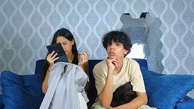 Freechat Hotcouple_222 on StripChat