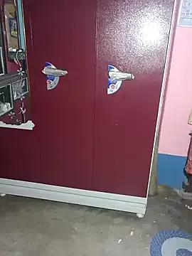 Hotty-rosni on StripChat 