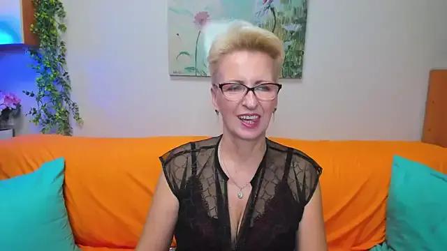 iamyourdream89 — I'll show you my breasts