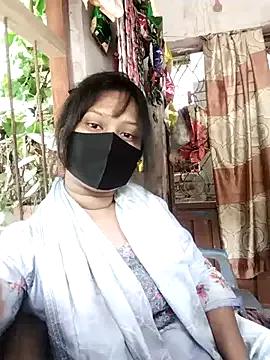 Idhika-Paul on StripChat 