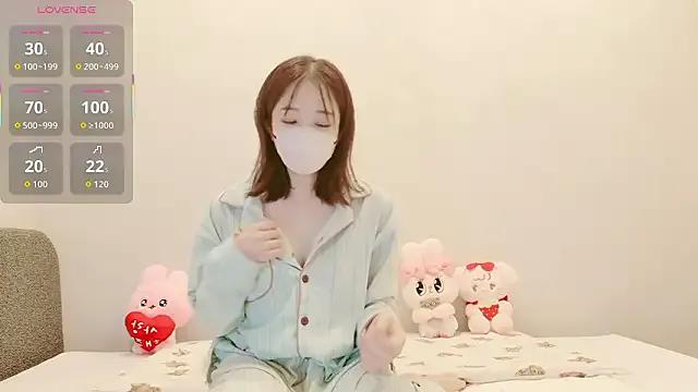 Group IROHA_0168 on StripChat