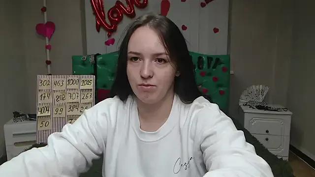 Private IsabelBlackberry on StripChat