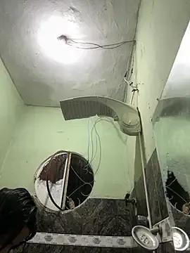 Freechat isanhaiaka on StripChat