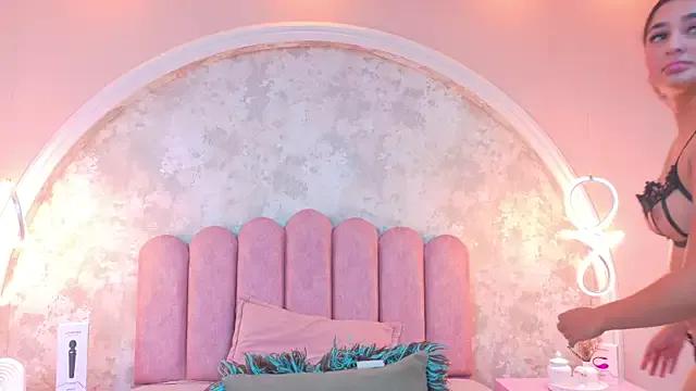 JasmineRhodes — CAMELTOE + ZOOM