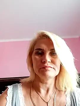 Freechat JennyOMay on StripChat