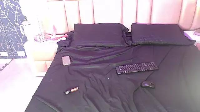 Freechat JulitPink on StripChat