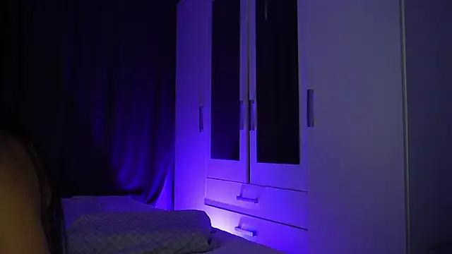 Freechat KaylaLaine on StripChat