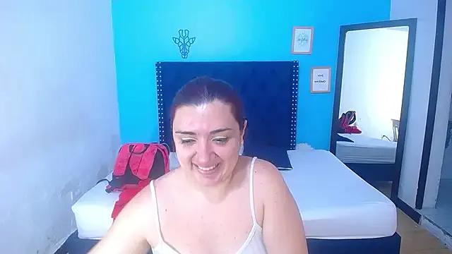 Freechat kinky_redhead18 on StripChat