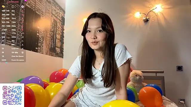 Freechat KiraVelvet on StripChat