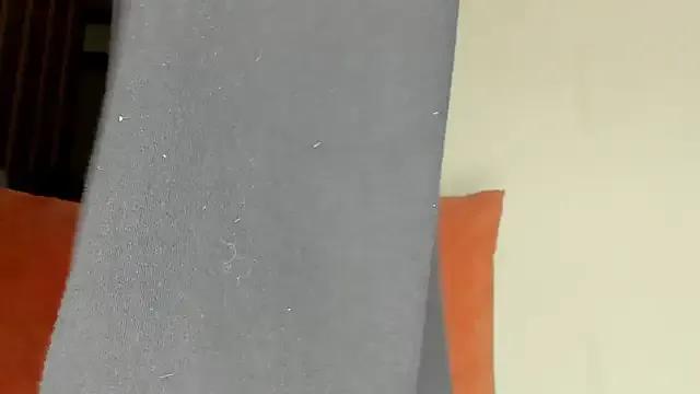 Freechat KonyBell on StripChat