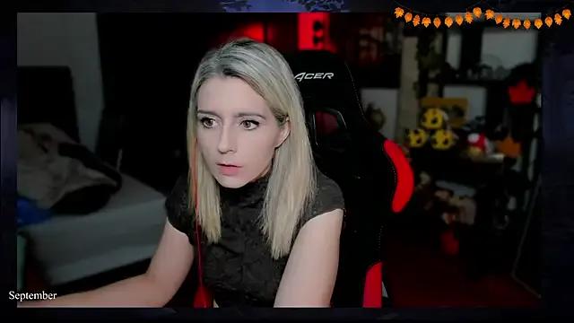 Freechat Lisaonthemoon on StripChat