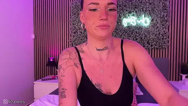 Freechat LizaRoxx on StripChat