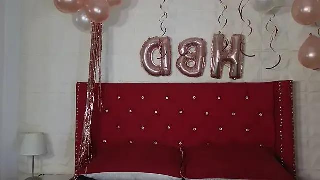 Lucy_n_pink — Freechat on StripChat