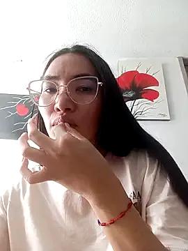 StripChat lucyy_liiuu is Freechat lucyy_liiuu — Undress me gently