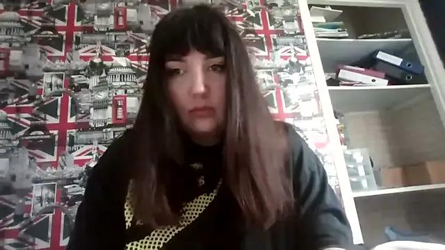 Lynylou on StripChat 