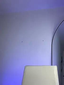 MadelineBenet — SQUIZEE NIPLESS // SHOW TOPLESS