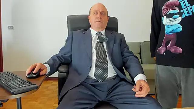 Freechat masterboy50 on StripChat