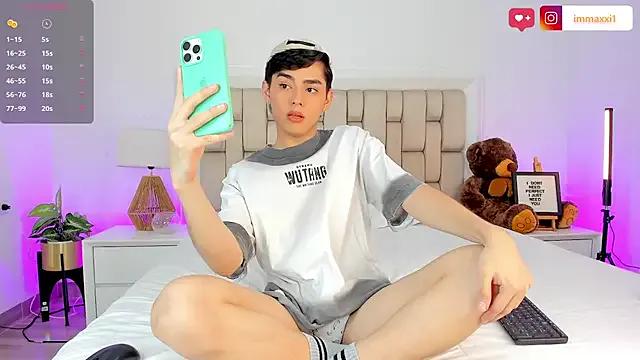 Maxi_little — hi my maxi sweet