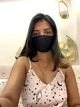 Freechat MaYaa__11 on StripChat