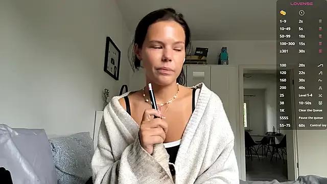 Freechat MaydaCornwall on StripChat